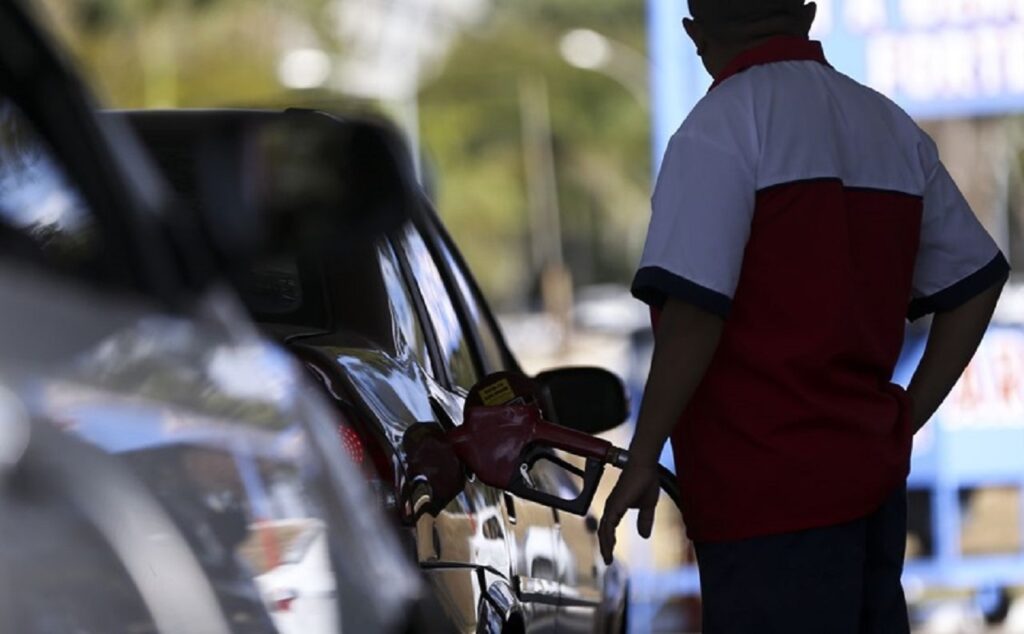 Aumento de alíquotas, diesel e gasolina ficam mais caros