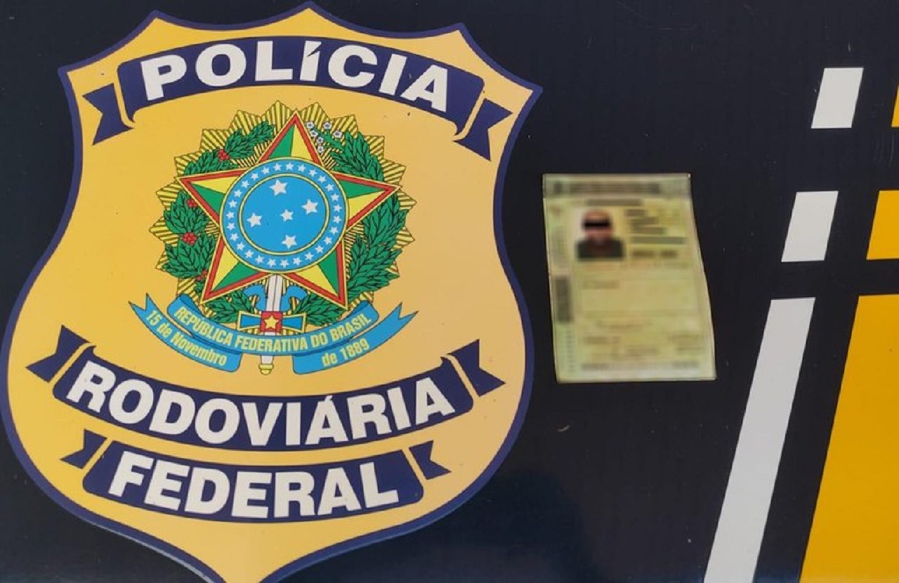 Caminhoneiro é preso por portar CNH falsa em Mato Grosso do Sul