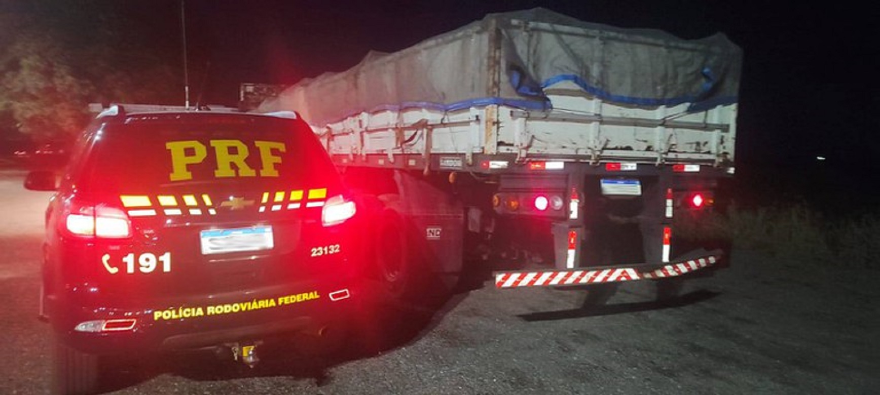 PRF intercepta caminhão com AET falsa em Sorriso, Mato Grosso