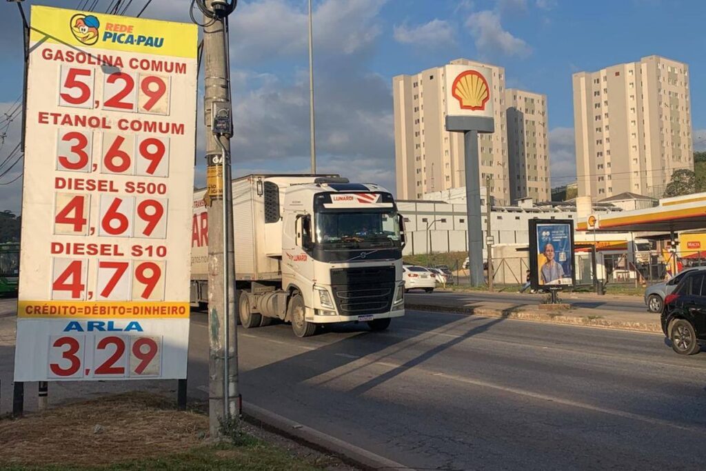 Preço do diesel, gasolina e etanol continua em alta: reflexo do reajuste do ICMS