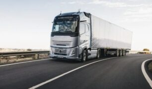 Volvo lança caminhão adaptado para gosto norte-americano