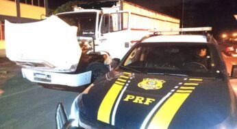 Flagrante na rodovia: dois homens detidos por falsificação de documentos e adulteração de veículo