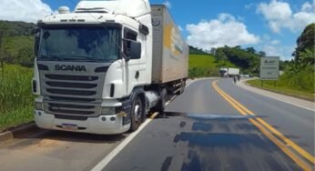 Motorista abandona veículo após acidente com caminhão na Bahia