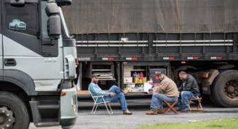 Brasil perde quase 1,2 milhão de caminhoneiros em 10 anos e acende alerta logístico
