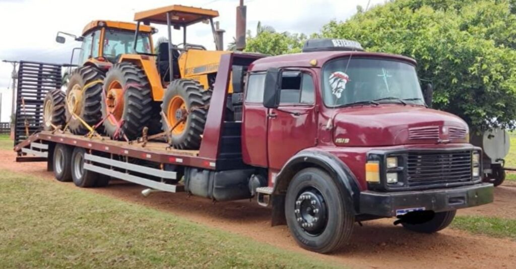 Veja caminhões 1516 da Mercedes Benz vendidos a partir de R$ 50 mil