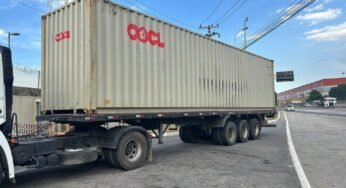 PRF apreende reboque irregular em Pavuna, Rio de Janeiro