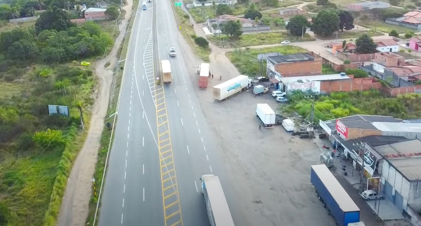 Viadutos, duplicação e atenção: o novo cenário da BR-116 em Santo Estevão, Bahia