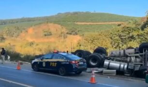 Caminhoneiro morre em perigosa curva na Br-116