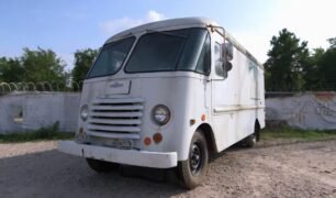 Customização: Caminhão de 1963 renovado para o presente