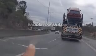 A culpa é do caminhoneiro? Homem toma pedrada no vidro e culpa motorista