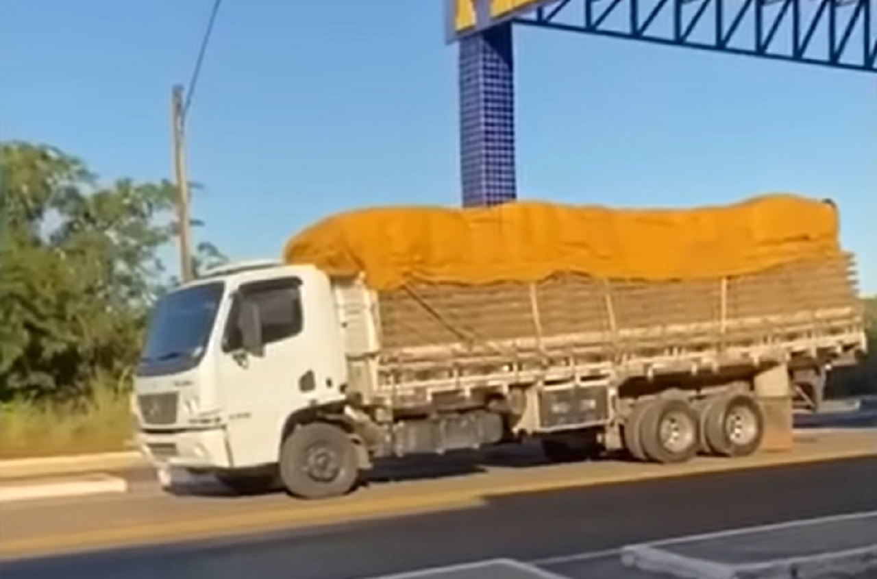 Caminhoneiros ficam indignados com ações da PRF