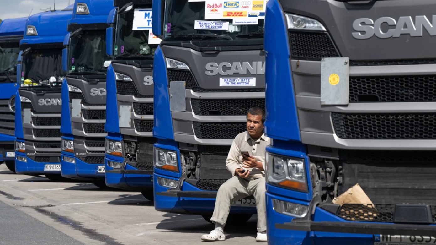 Empresa alemã decide recrutar caminhoneiros na África