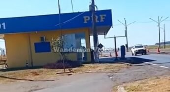 Estepe solto de caminhão para em posto da PRF e gera reações na internet