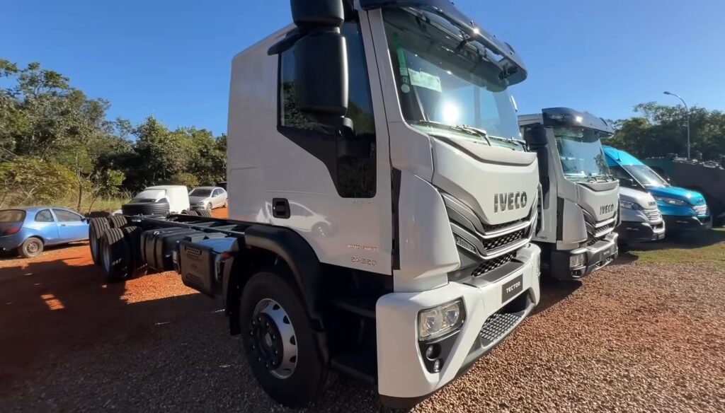 Veja a atualização do novo caminhão Tector da Iveco