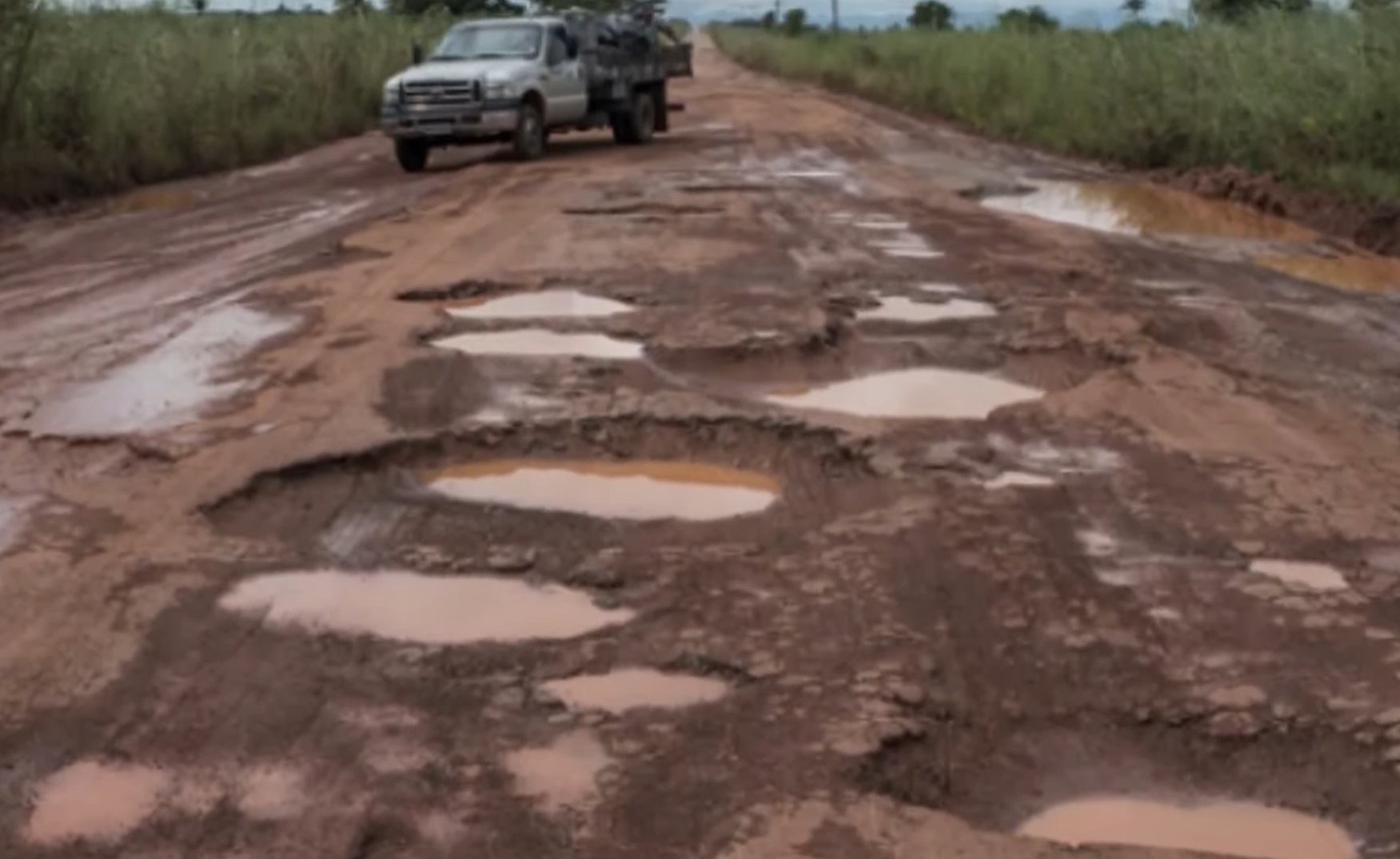 As cinco piores estradas do Brasil para caminhões