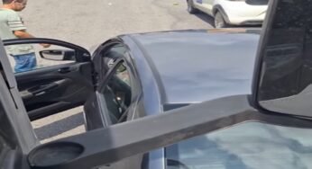 Motorista não tem paciência, entra em corredor e acaba tirando para-choque de caminhão