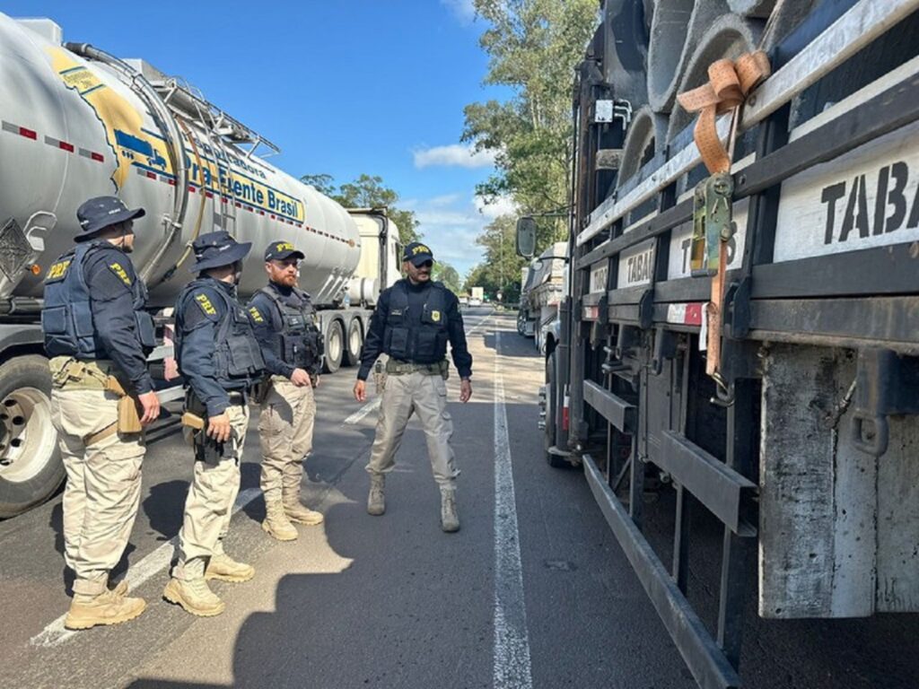 Número de acidentes em rodovias gaúchas faz PRF realizar operação temática