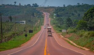 Via Brasil BR-163 - Programação Semanal de Obras na BR-163 e BR-230