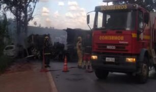 Família de médicos morre em acidente envolvendo carreta em Araxá (MG)