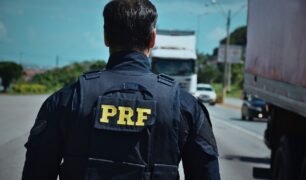 PRF flagra motorista com CNH suspensa em Sergipe