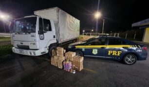 PRF recupera caminhão roubado com ligação direta em Minas Gerais