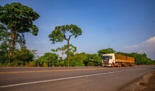 Via Brasil BR-163 - Programação Semanal de Obras na BR-163 e BR-230