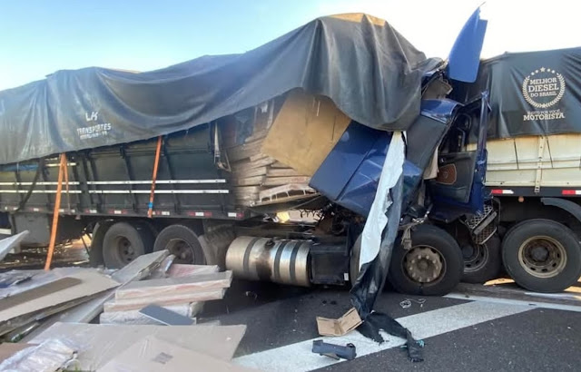 Caminhoneiro de apucarana morre em trágico acidente na rodovia em Presidente Venceslau