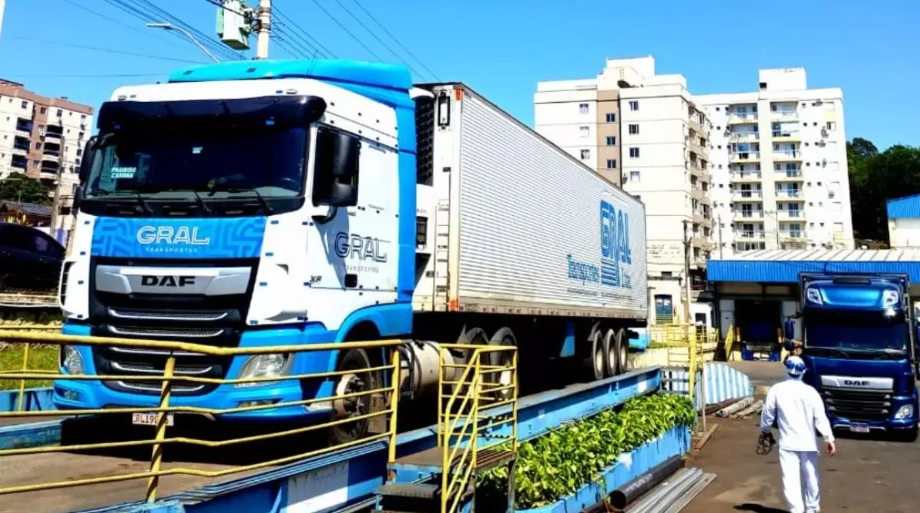 Gral Transportes abre novo processo seletivo para motorista carreteiro