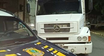 PRF recupera caminhão roubado e liberta motorista mantido refém em Garanhuns