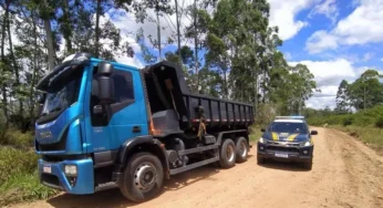 PRF e Brigada Militar resgatam caminhoneiro e recuperam veículos roubados em Triunfo