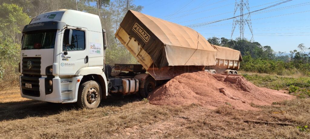 Minasol Calcário abre vagas para motorista carreteiro