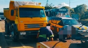 PRF flagra caminhão com diversas irregularidades em Simões Filho