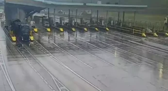 Acidente no Rodoanel: Caminhão perde controle e derruba estrutura de pedágio