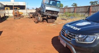 Caminhão furtado em Conceição das Alagoas é encontrado desmontado em Santa Vitória