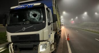 Caminhoneiro morre após ser atingido por pedra na BR-386