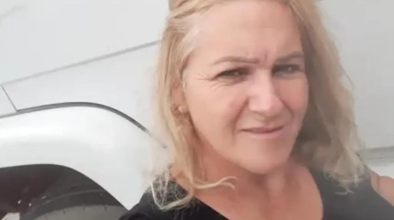 Caminhoneira morre em grave acidente na BR-470, em SC