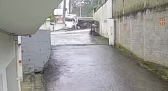 Caminhoneiro morre após ser esmagado por carga de concreto em Santa Catarina