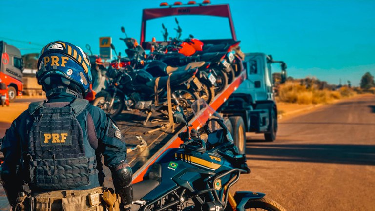 PRF promove Operação “Vida Segura em Duas Rodas” em Sinop (MT)