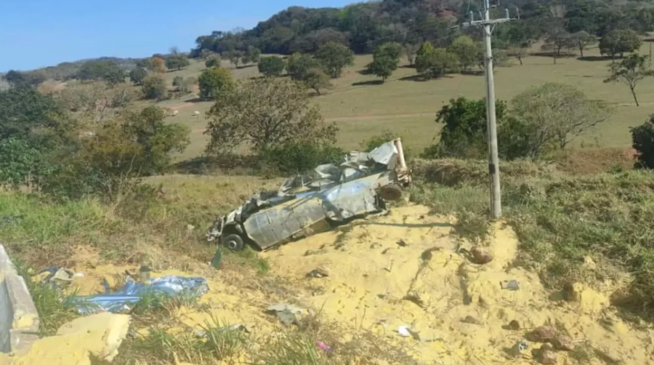 Acidente Fatal na MS-430: Caminhoneiro morre após tombamento em serra