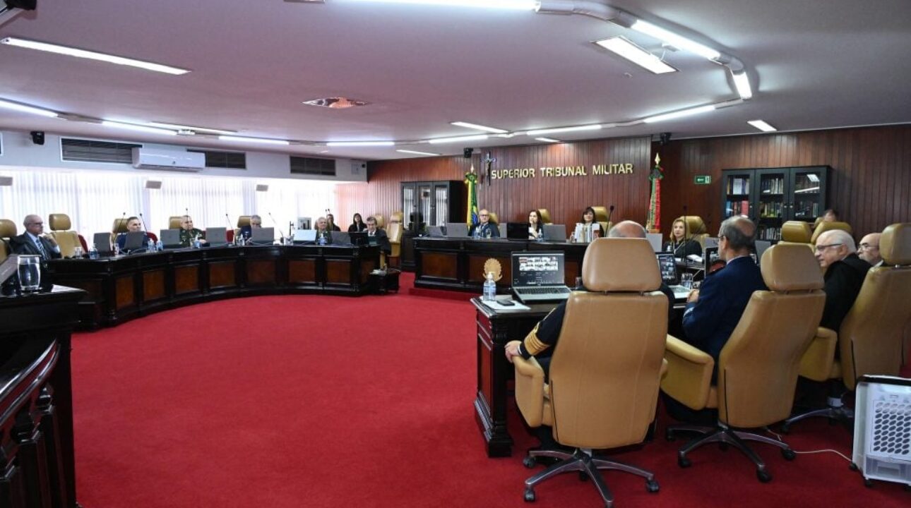 Justiça Militar confirma competência para julgar caminhoneiro que atingiu viatura do Exército no RS