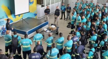 PRF participa de SIPAT e orienta motoristas sobre segurança viária em São Gonçalo