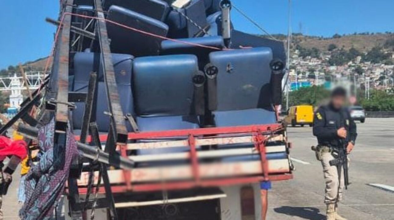 PRF apreende veículo com carga excedente e prende motorista na Ponte Rio-Niterói