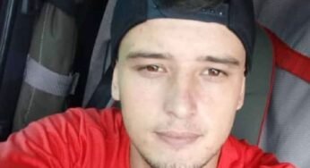 Jovem caminhoneiro de SC morre após carreta de melancias tombar na BR-153, em Minas Gerais