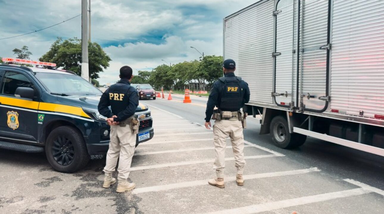 Motorista é preso por uso de documento falso na Rodovia Presidente Dutra