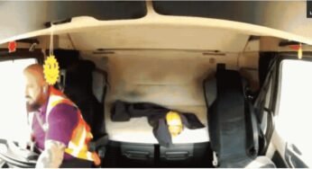 Caminhoneiro distraído com vídeo de pornografia no celular causa acidente fatal na rodovia