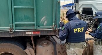PRF apreende 95 m³ de carvão ilegal durante fiscalização na BR-230, em Marabá (PA)