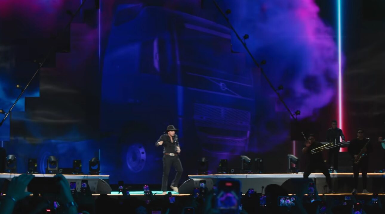 Cantor Natazinho conquista o Brasil com bordões que exaltam a vida dos caminhoneiros