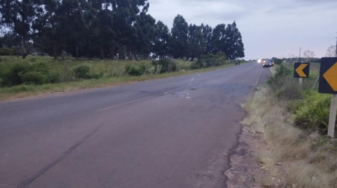 Motorista morre após sair da pista e sofrer parada cardiorrespiratória na RSC-392