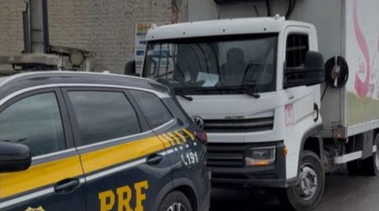PRF consegue evitar roubo de carga no Rio de Janeiro.