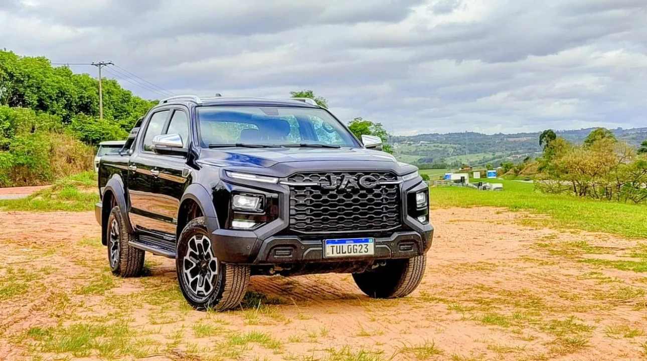 JAC Hunter surpreende no Brasil com motor turbodiesel.
